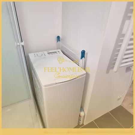 Apartament Nid Des Vosges - Cozy, Balcony, Queen Size Bed & Centre