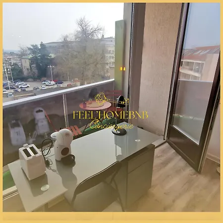 Nid Des Vosges - Cozy, Balcony, Queen Size Bed & Centre Apartment