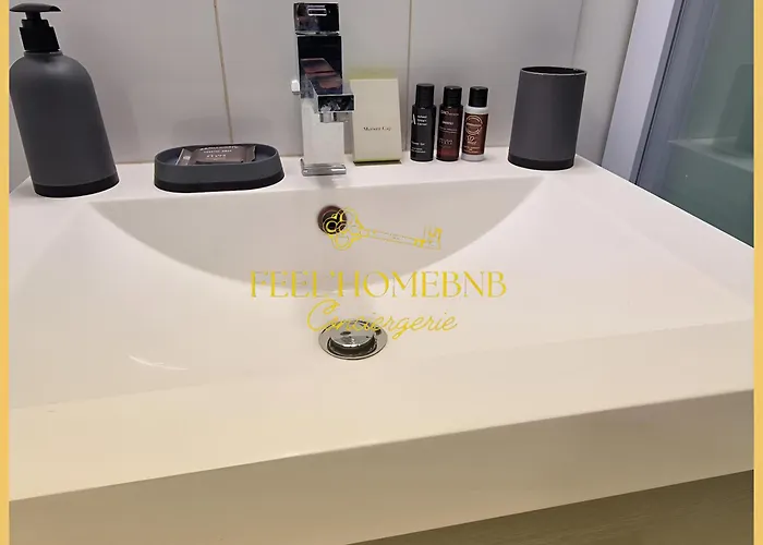 Apartment Nid Des Vosges - Cozy, Balcony, Queen Size Bed & Centre *